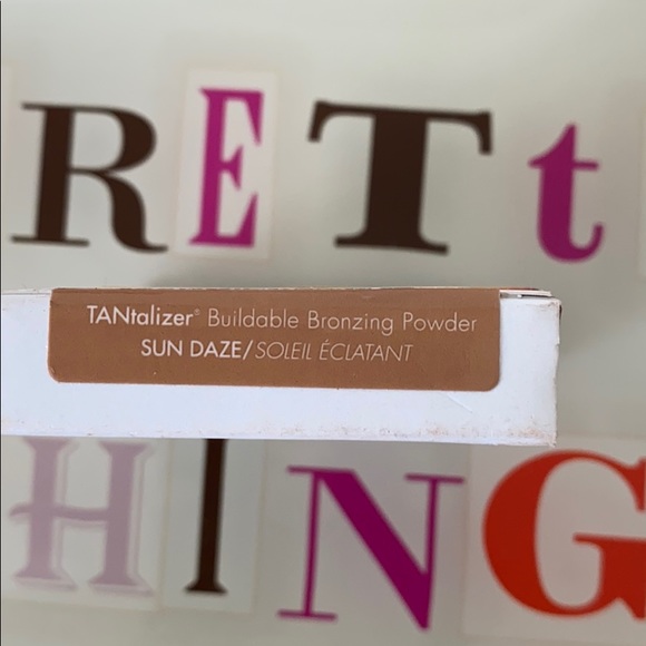 “Lorac” Tantalizer buildable bronzing powder - Picture 5 of 11